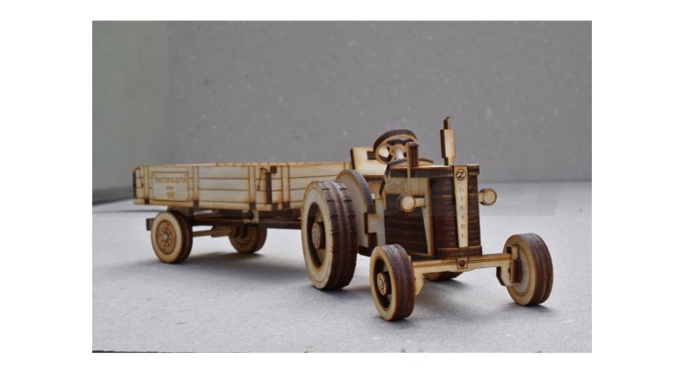 Zetor Model traktor Z 25 dřevěný s vlečkou