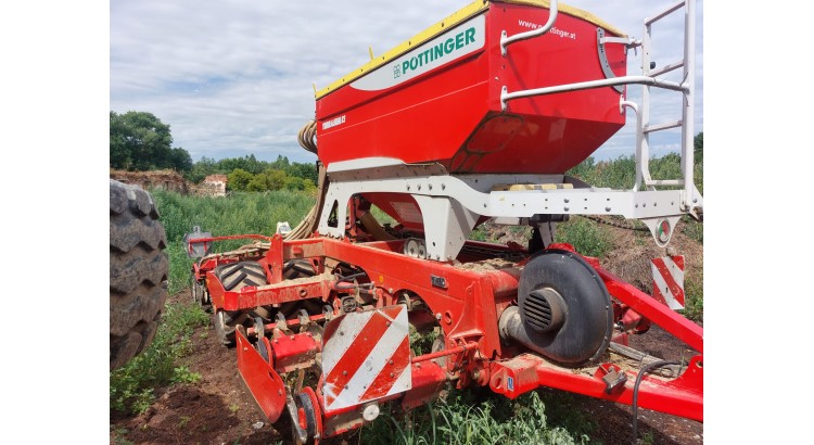 Pöttinger Terrasem R3