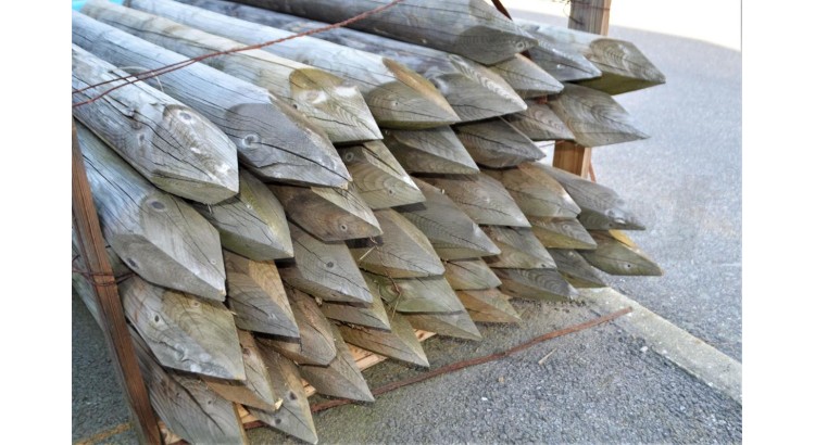 Kůl ohradníkový dřevěný 120x1500 (mm) impregnovaný