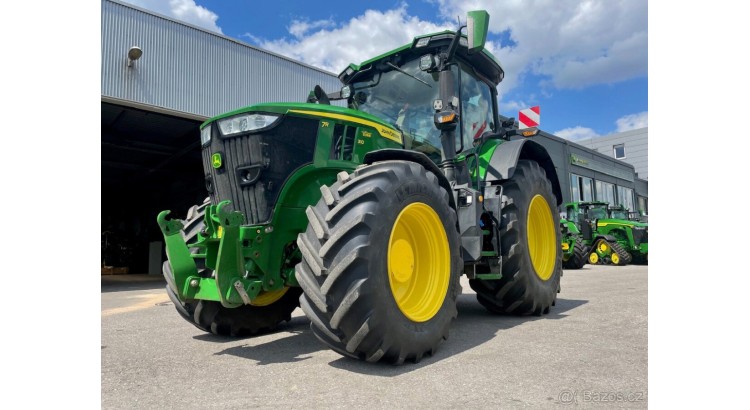 Traktor John Deere 7R 310