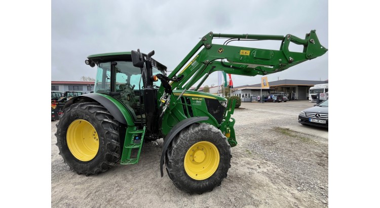 Traktor John Deere 6095MC + čelní nakladač 603M