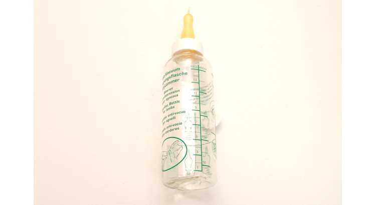 Láhev napájecí pro jehňata plastik 500 ml