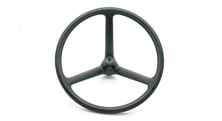 Volant trojramenný - vysoký URI 56113501
