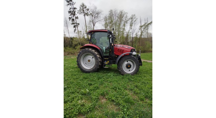 Traktor Case Maxxum 110