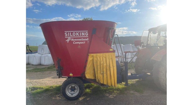 Krmný vůz SILOKING TrailedLine Compact 7