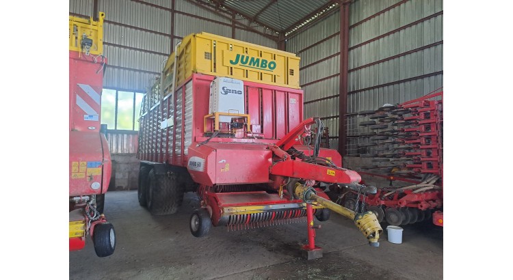 Senážní vůz PÖTTINGER Jumbo 6600
