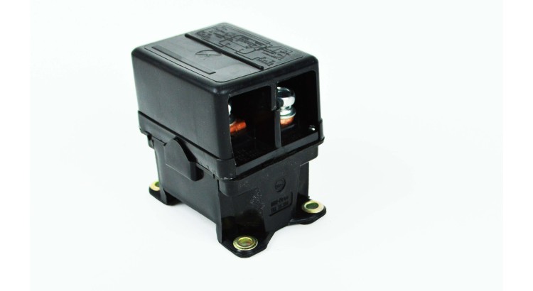 Spínač baterie IFA 12/24 V