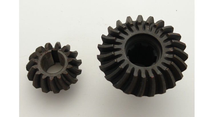 Agrostroj 13125025 / 13125134 / 93125044 Soukolí kuželové z=15+23