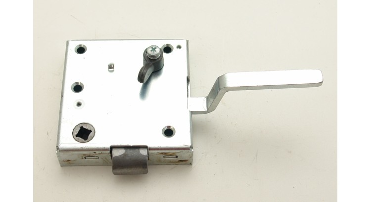 Zámek pravý 80368903