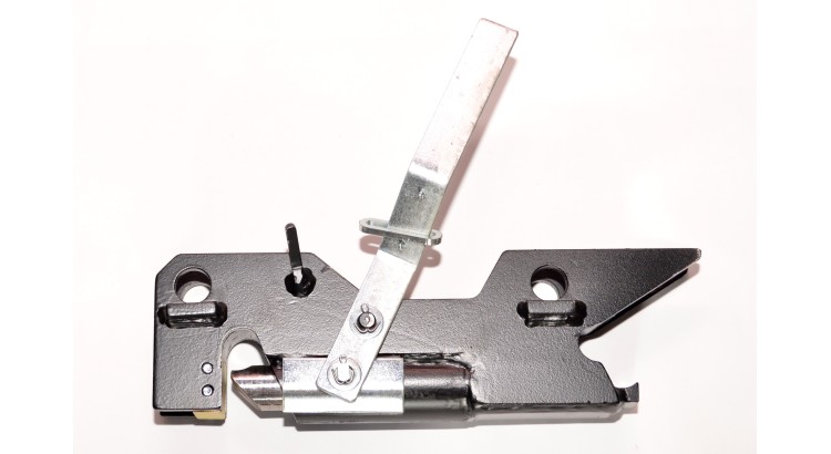 Držák 032,040 pravý