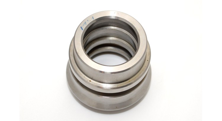 Víko přední průměr 63 mm s těs Merkel