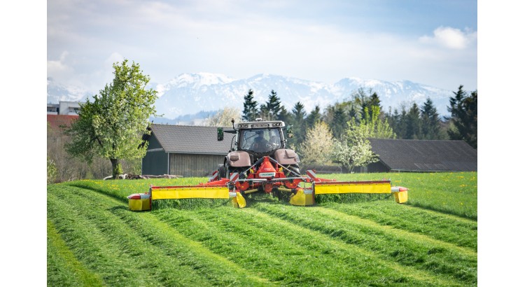 Pöttinger NOVACAT V 8400 / V 9200