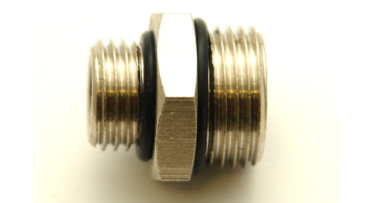 Přechodka AI 1/4"x3/8" vnejší závity