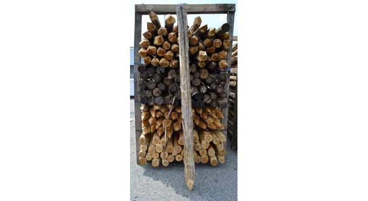 Kůl ohradníkový akátový kulatý odkorněný