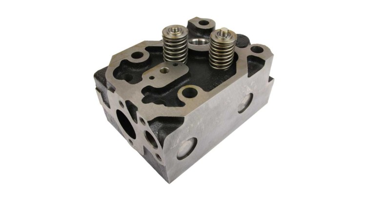 950595 Hlava válce kompletní s ventily (Z-3011, Z-4011)