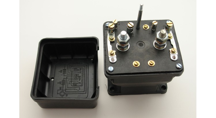 Spínač bateriový 12/24 86350916