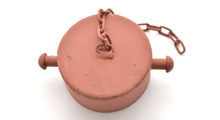 Víčko zadního uzávěru (rychlouzávěr) s čepy