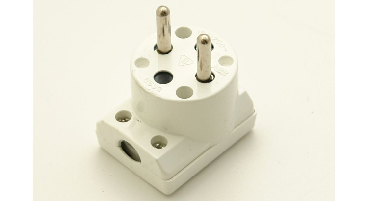 Vidlice s postranním vývodem 220V 16 A