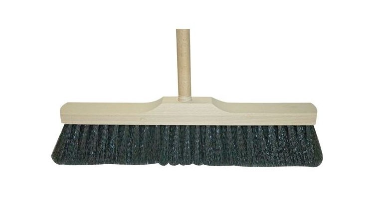 Smeták dřevěný 30 cm s násadou