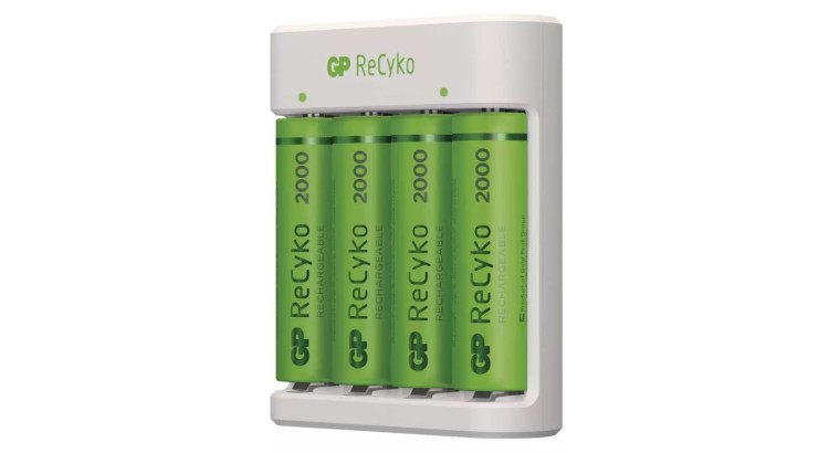 GP Eco E411 + 4× AA ReCyko 2000 1604841110