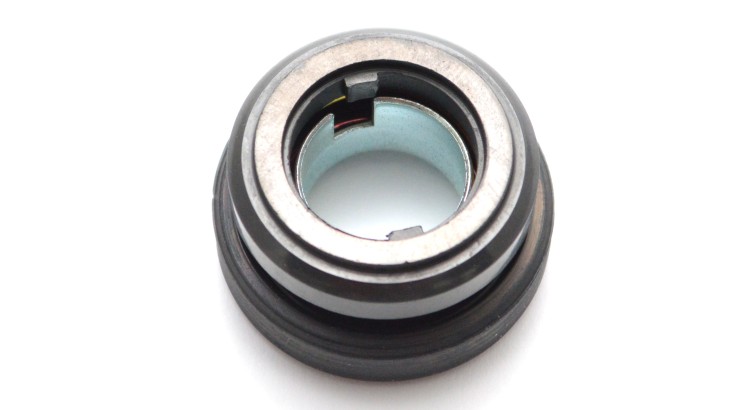 Těsnění vodního čerpadla