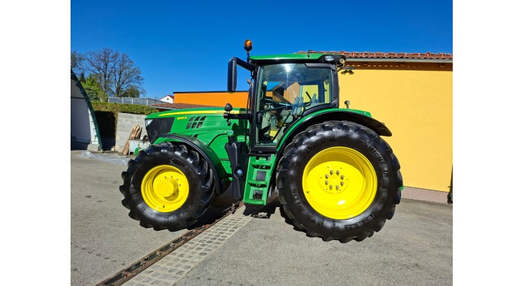 Traktor John Deere 6155R