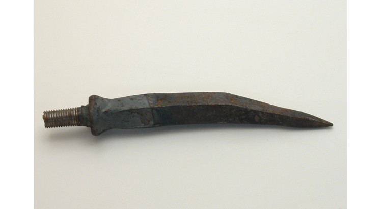 Hřeb ohnutý B 16