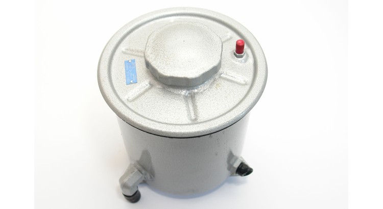 70113914 Nádrž servo kulatá