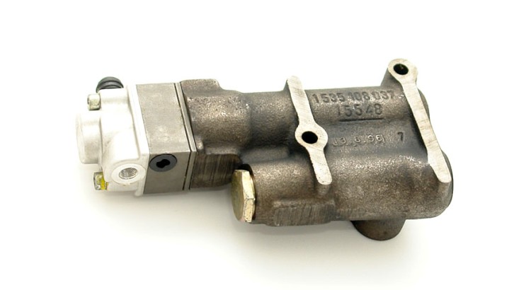 Zetor 78.238.901 Ventil brzdový BOSCH