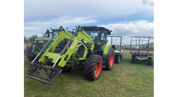 Claas ARION 550 CMATIC
