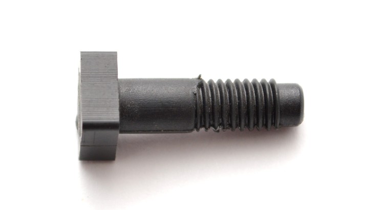 Šroub plastový M6x20