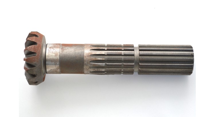 Fortschritt 144-18 Hřídel kuž.kola 15z. - úhl.skříň - tisícihran
