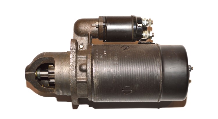 Spouštěč 24V 3,3 kW , 11z, LKT-81