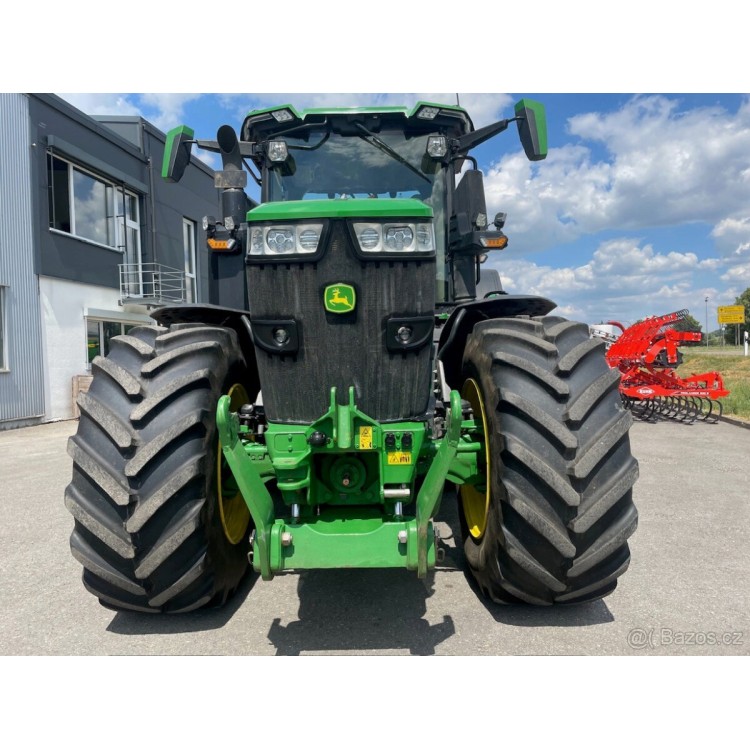 Traktor John Deere 7R 310