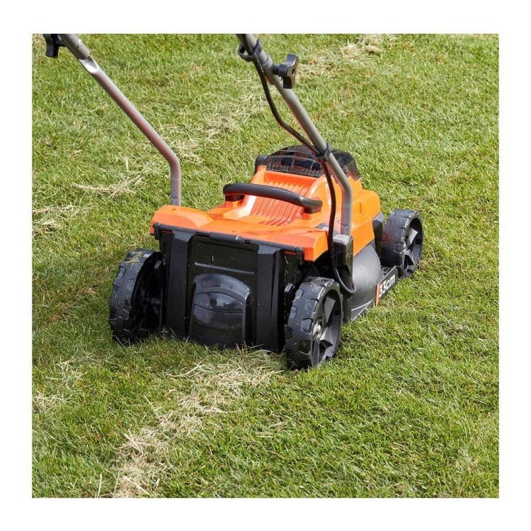 BLACK&DECKER BCMW3318N Akumulátorová rotační sekačka 2 x 18V