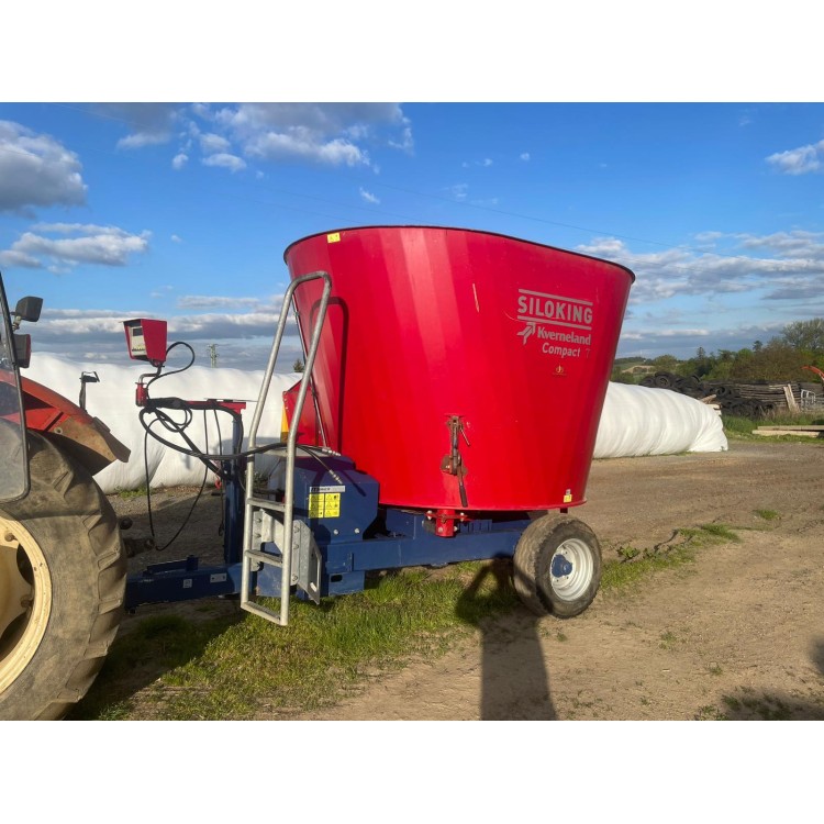 Krmný vůz SILOKING TrailedLine Compact 7