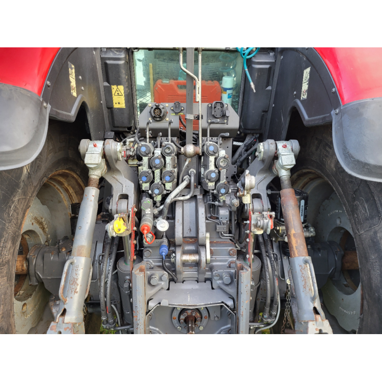 Traktor Massey Ferguson 8737