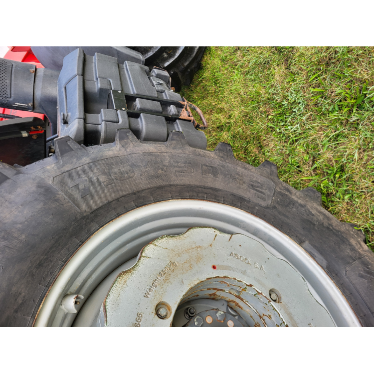 Traktor Massey Ferguson 8737