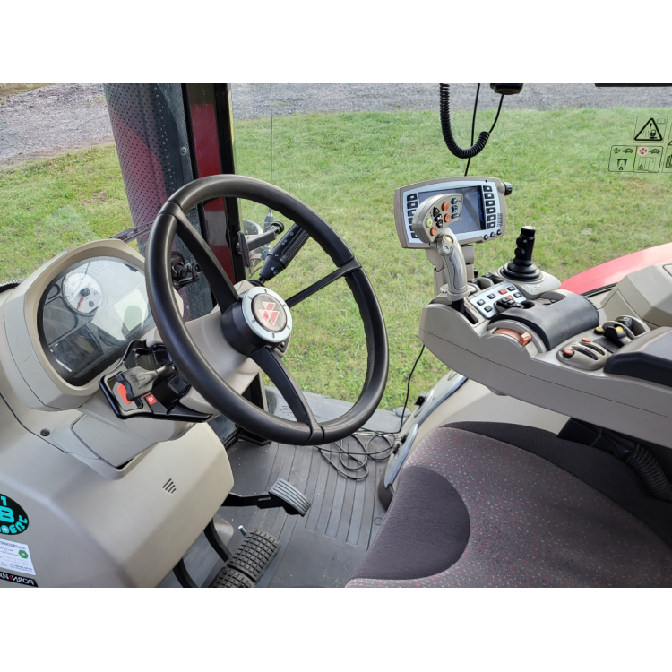 Traktor Massey Ferguson 8737