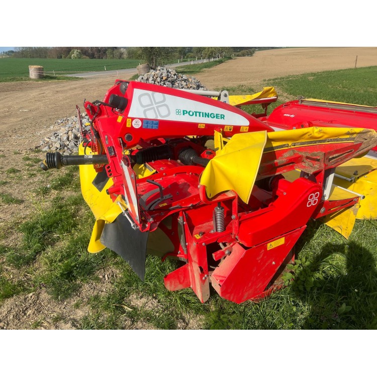 Čelní diskový žací stroj PÖTTINGER NOVACAT 301 alpha-motion ED