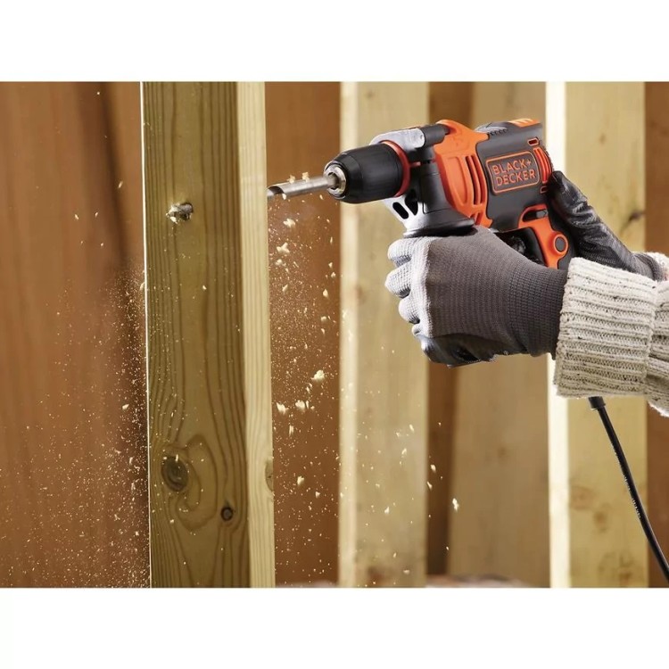 BLACK and DECKER BEH710K Vrtačka příklepová 710 W