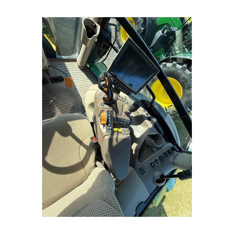 Traktor John Deere 6250R