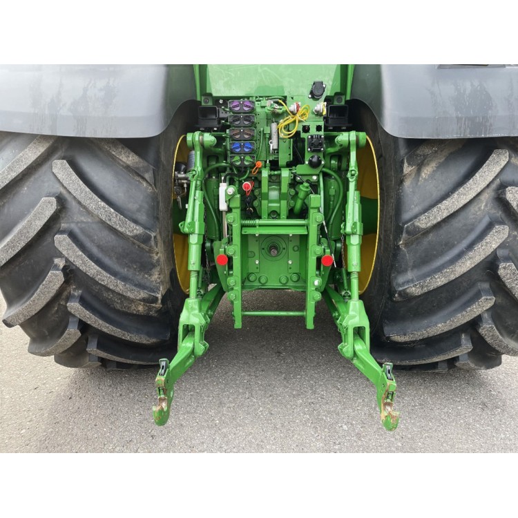 Traktor John Deere 7R 310