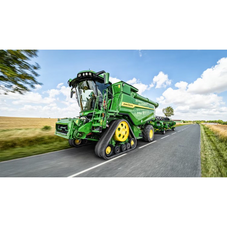 John Deere T6