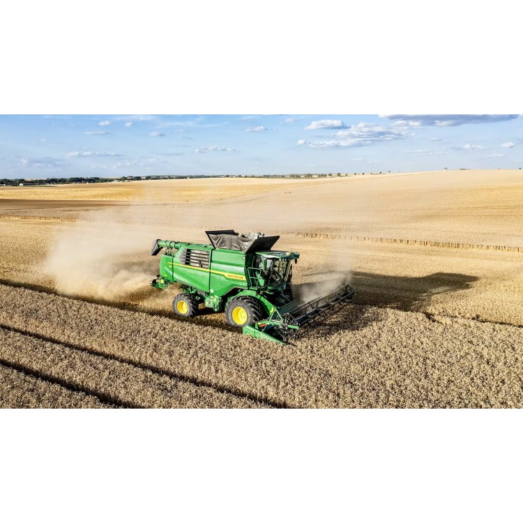 John Deere T5
