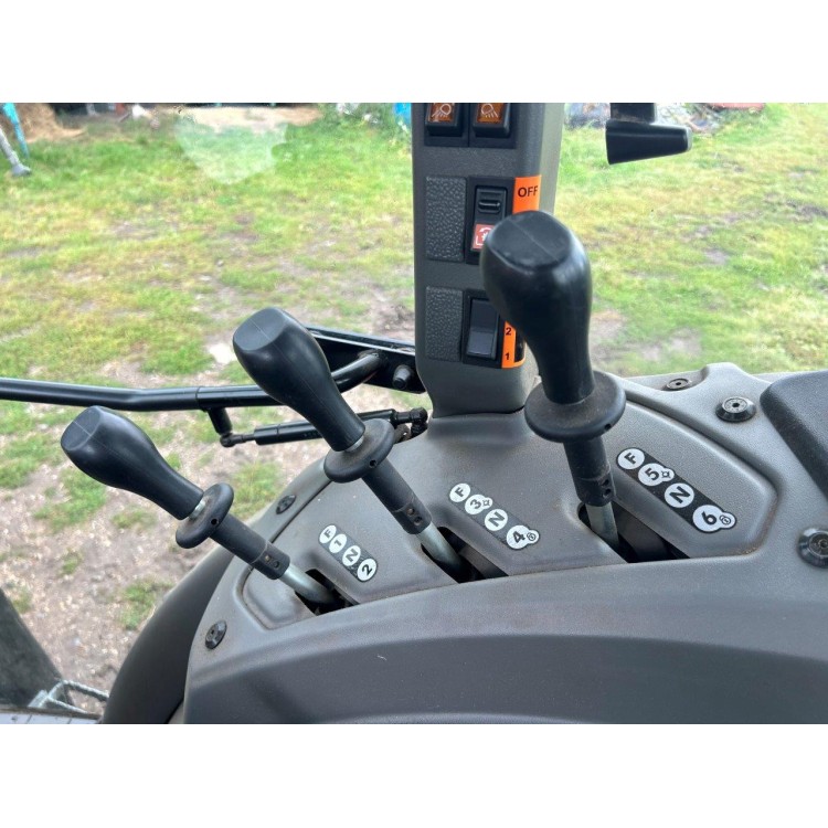Traktor Zetor Proxima HS 80+TRACLIFT TL 140 SL
