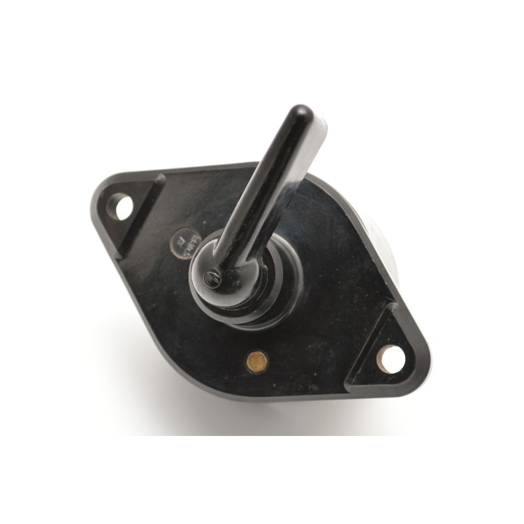 Spínač baterie hlavní 2 vývody