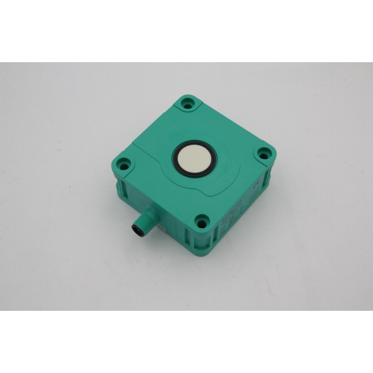 Senzor ultrazvukový UB2000-F42-U-V15 zásobník osiva