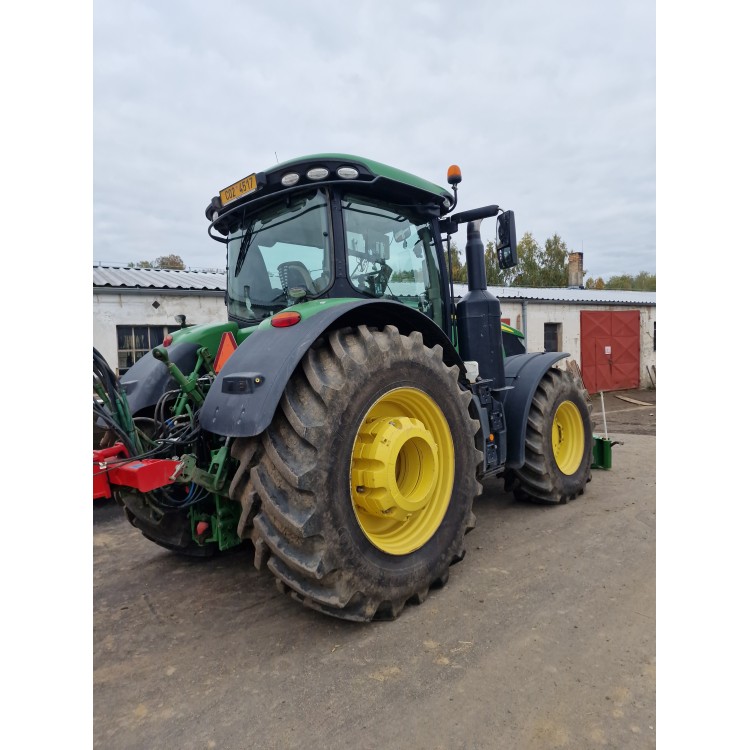 Traktor John Deere 7270R