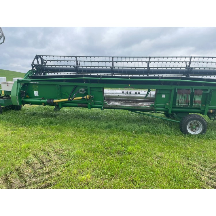 Sklízecí mlátička John Deere T660 HM